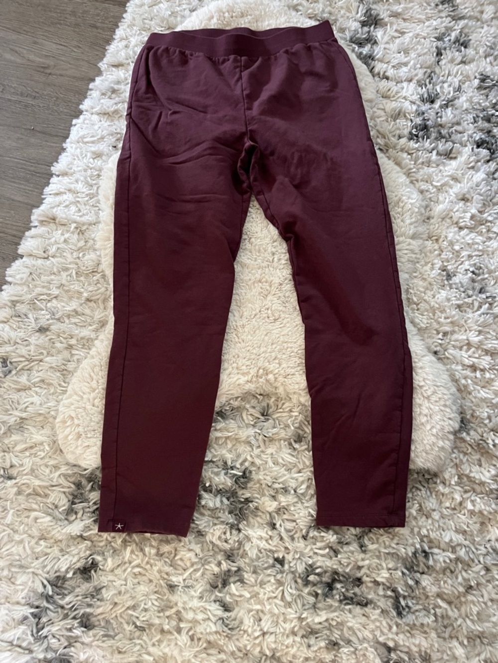 Barefoot dreams sweatpants MT